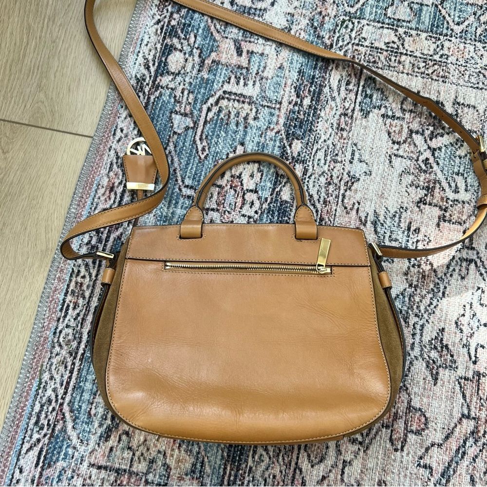 Michael Kors Authentic Romy Medium Suede Crossbody Messenger Bag Tan Leather - Picture 6 of 15